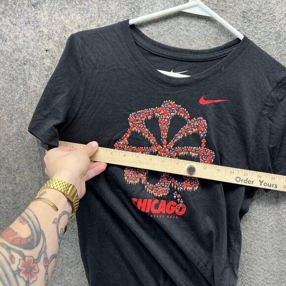 Nike Chicago Marathon Shirt Womens Medium Black Dri Fit 2017 Running Tee - Picture 10 of 12